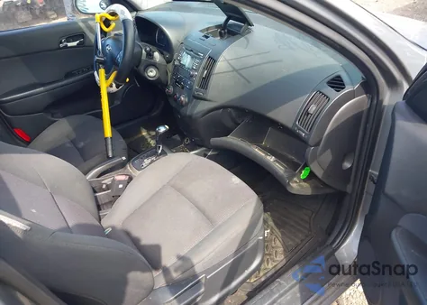 2010 Hyundai Elantra Touring Se из США, поврежденный, VIN KMHDC8AE7AU073308